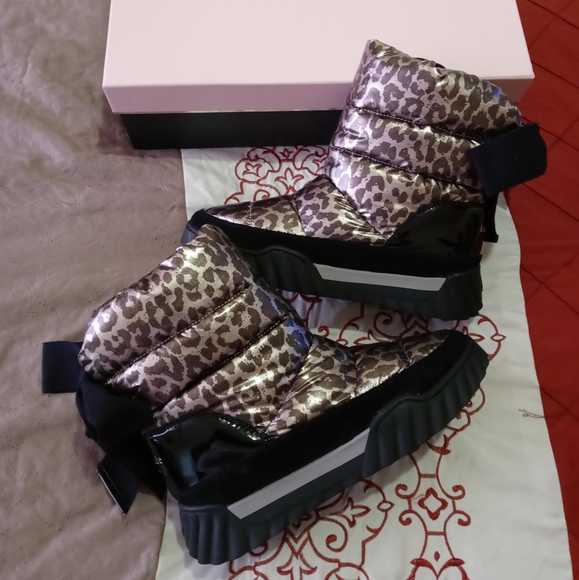 Kate Spade Frosty Boots - Picture 8 of 9